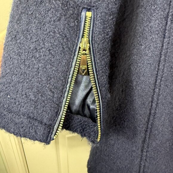 GUESS Blue Wool-Blend Bouclé Coat with Belt, XS - Picture 3 of 12